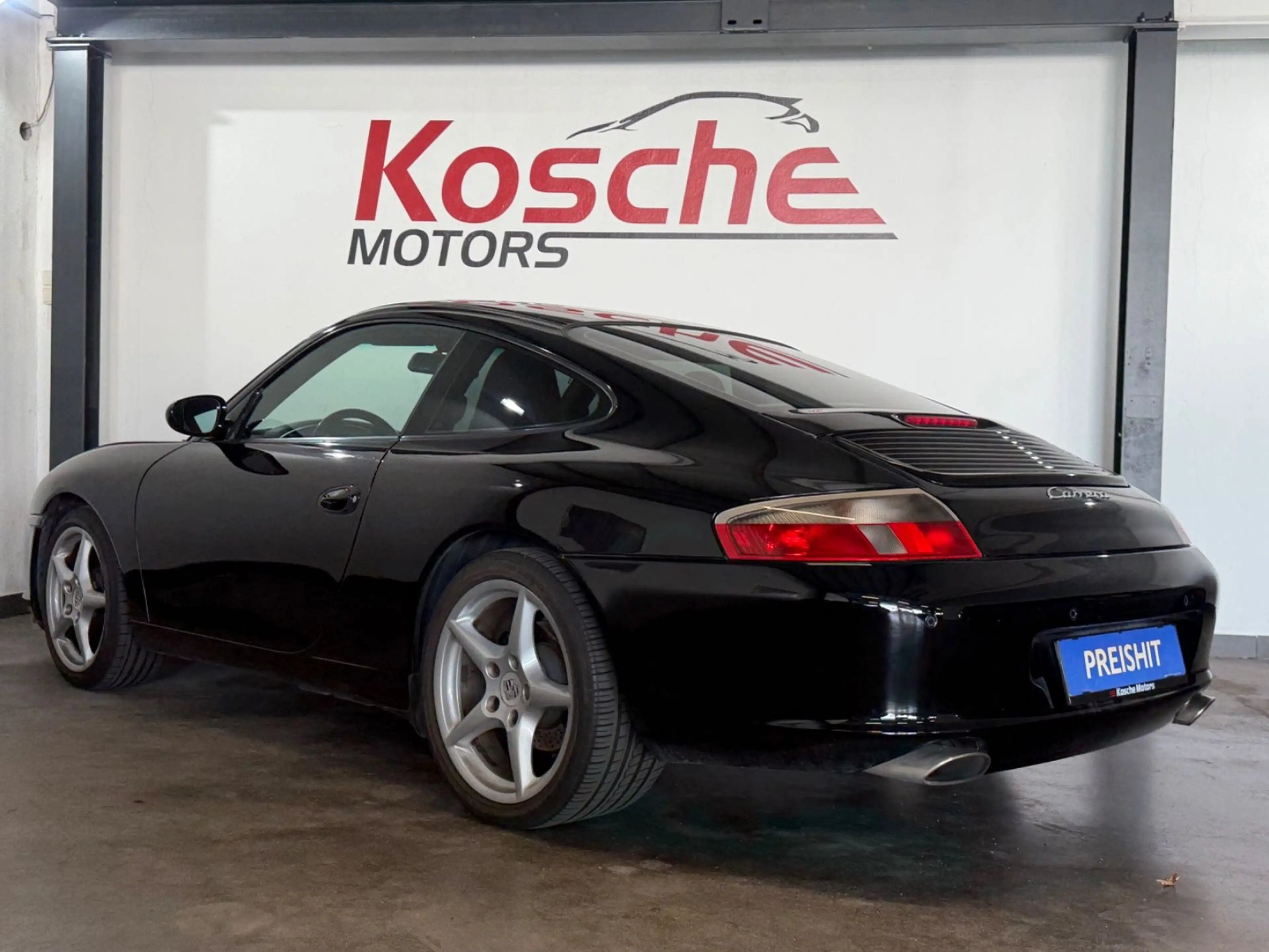 Porsche 996 Carrera Coupé — photo 6