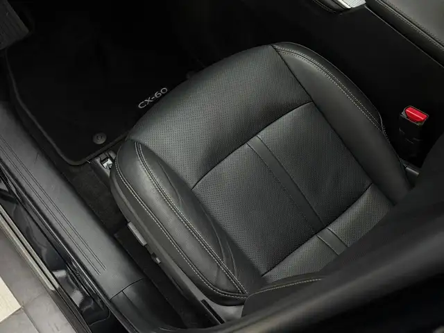 Mazda CX-60 view 11