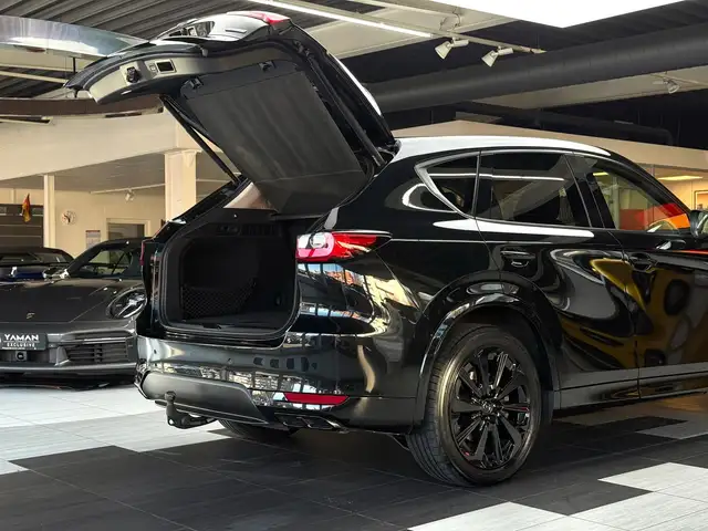 Mazda CX-60 view 6