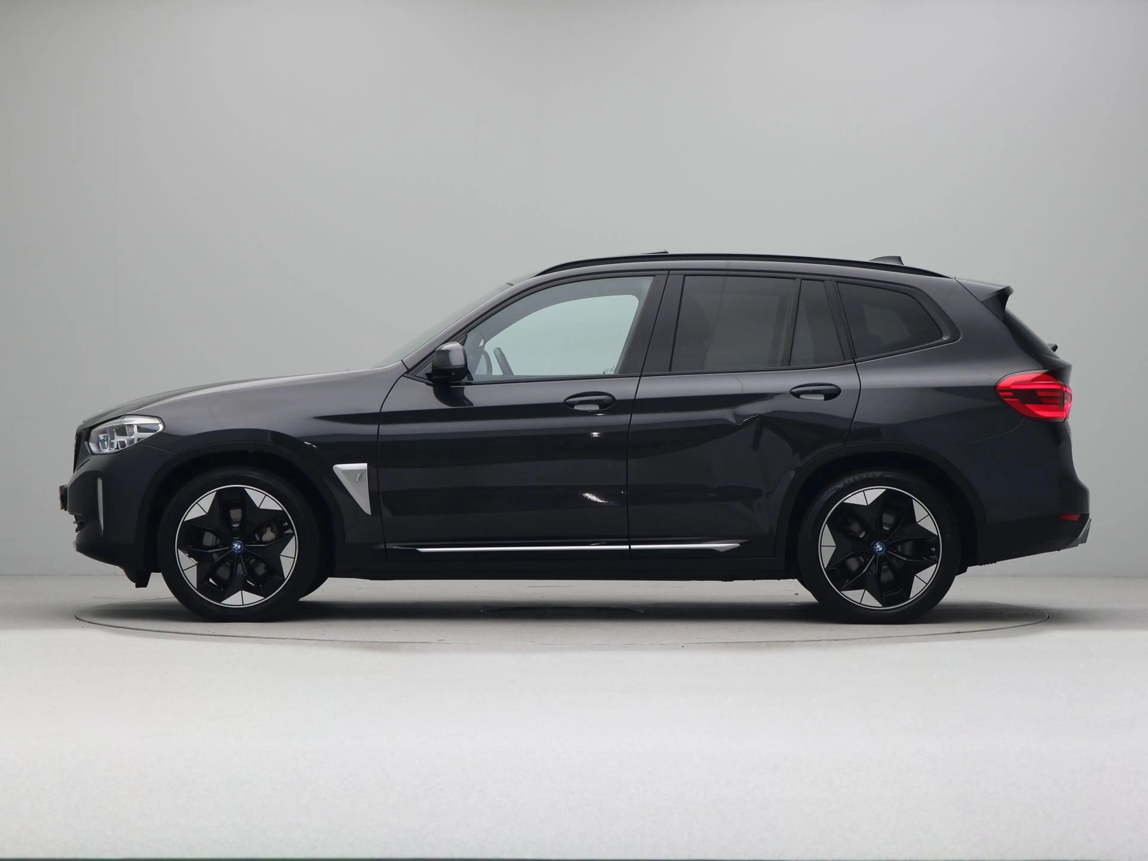 BMW iX3 High Executive 80 kWh Accu conditie 99% — photo 12