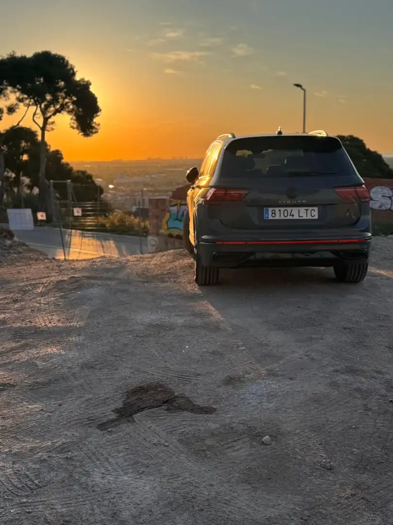 Volkswagen Tiguan 2.0TDI R-Line DSG 110kW - 2
