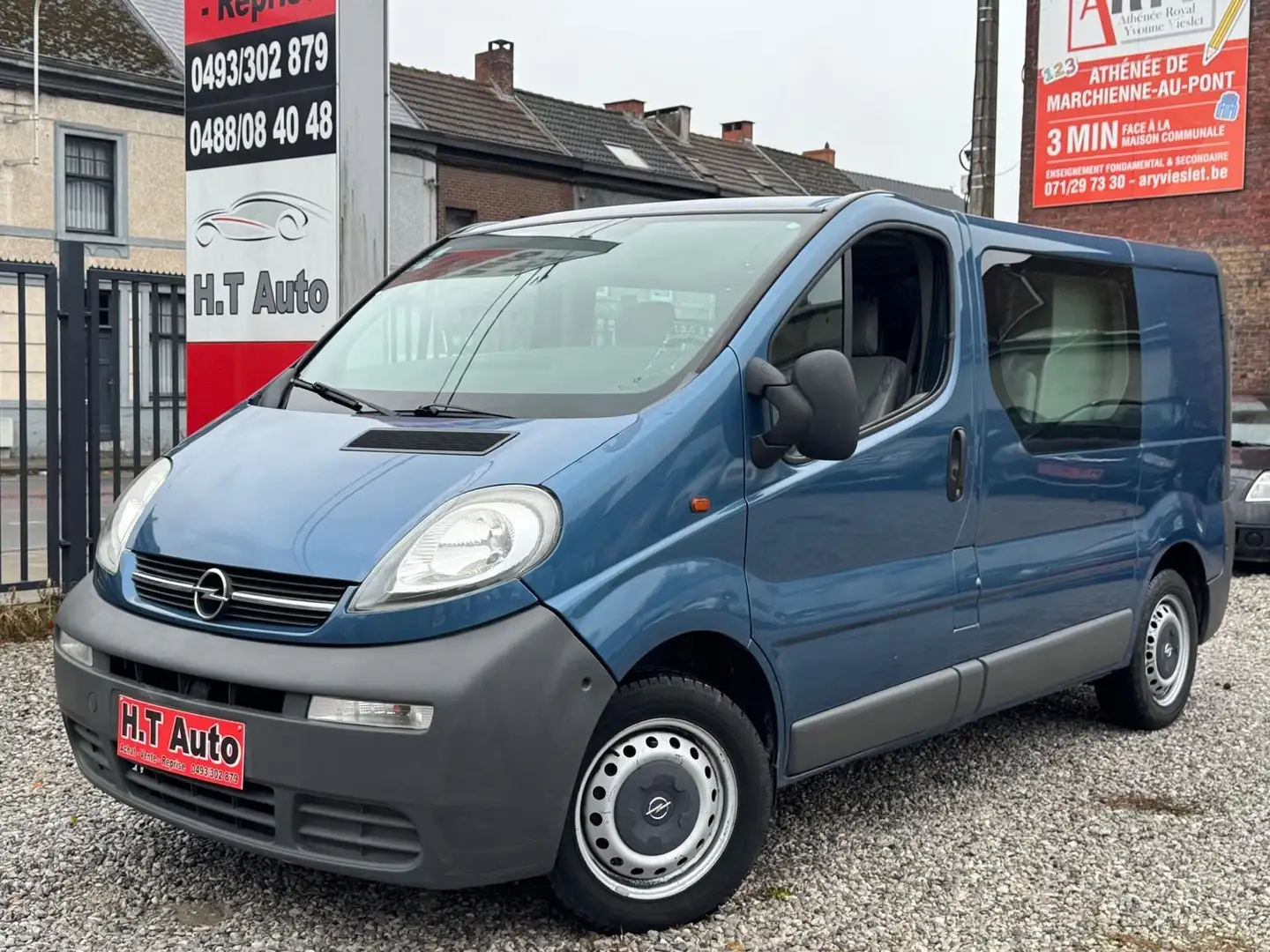 Opel Vivaro 1.9 CDTi/Double cabine/Utilitaire/5 places Bleu - 1