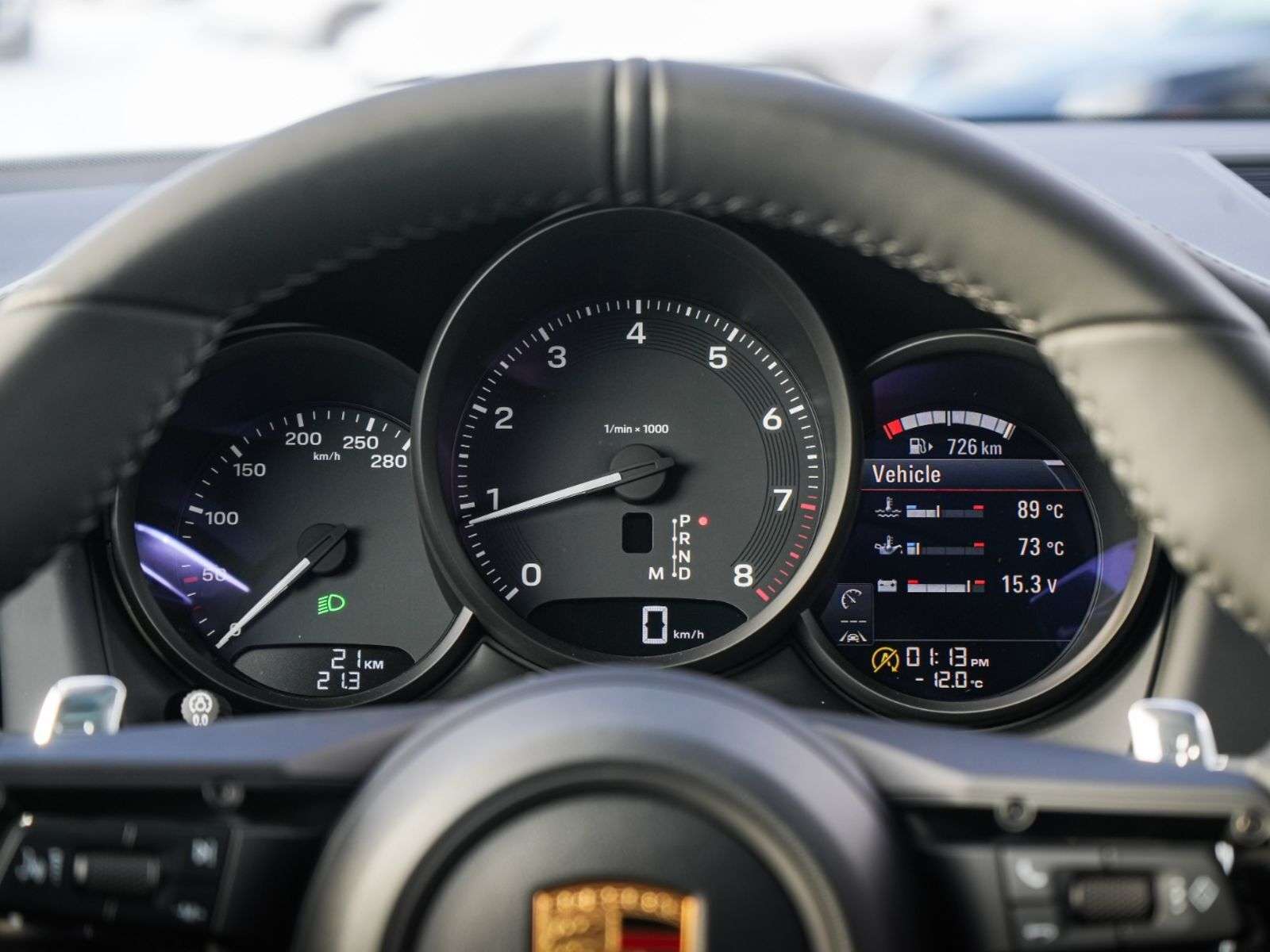 2026 Porsche Macan thumb 22