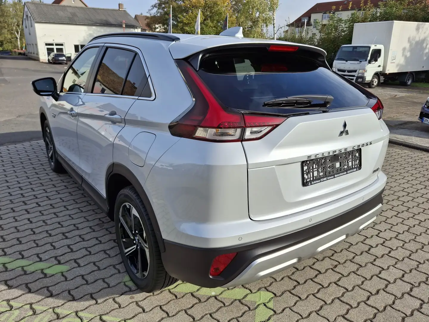Mitsubishi Eclipse Cross Plug-In Hybrid 4WD Plus Weiß - 2