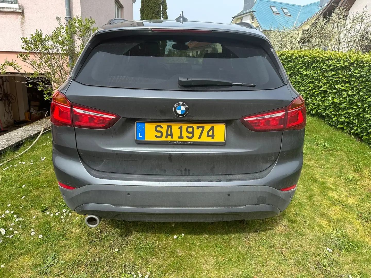BMW X1 sDrive18i Aut. Zilver - 2