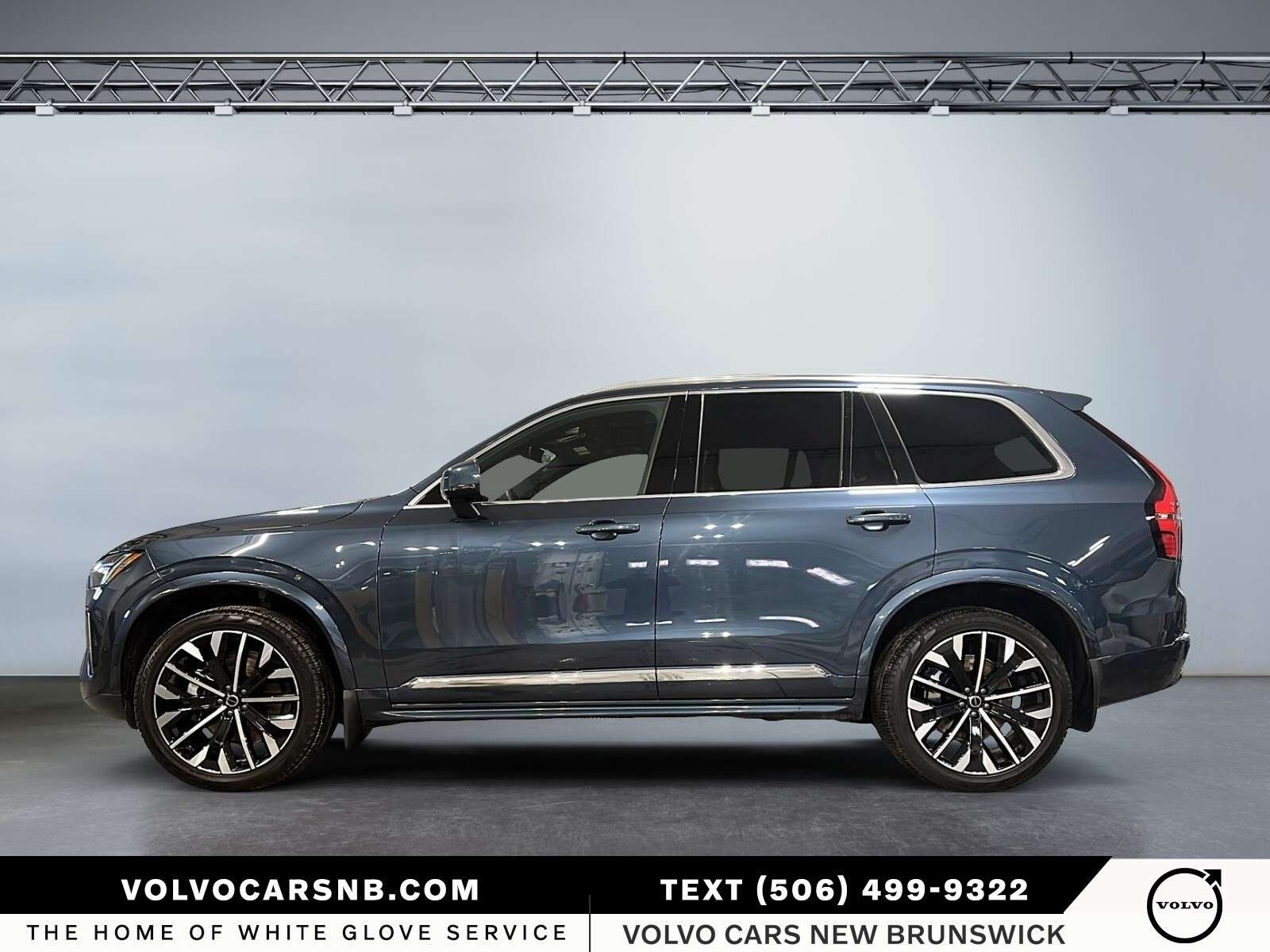 2025 Volvo XC90 B6 Core 2025.5 | Certified Pre Owned! alt 5
