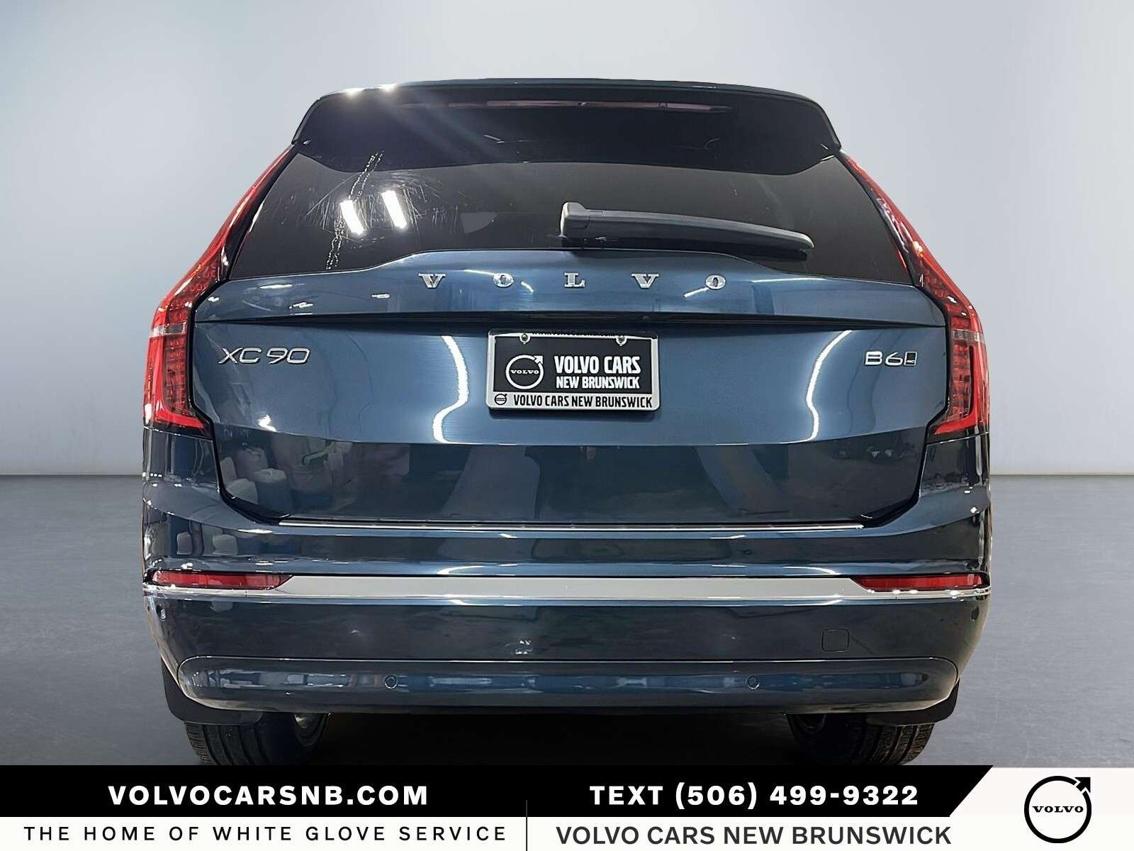 2025 Volvo XC90 B6 Core 2025.5 | Certified Pre Owned! alt 3