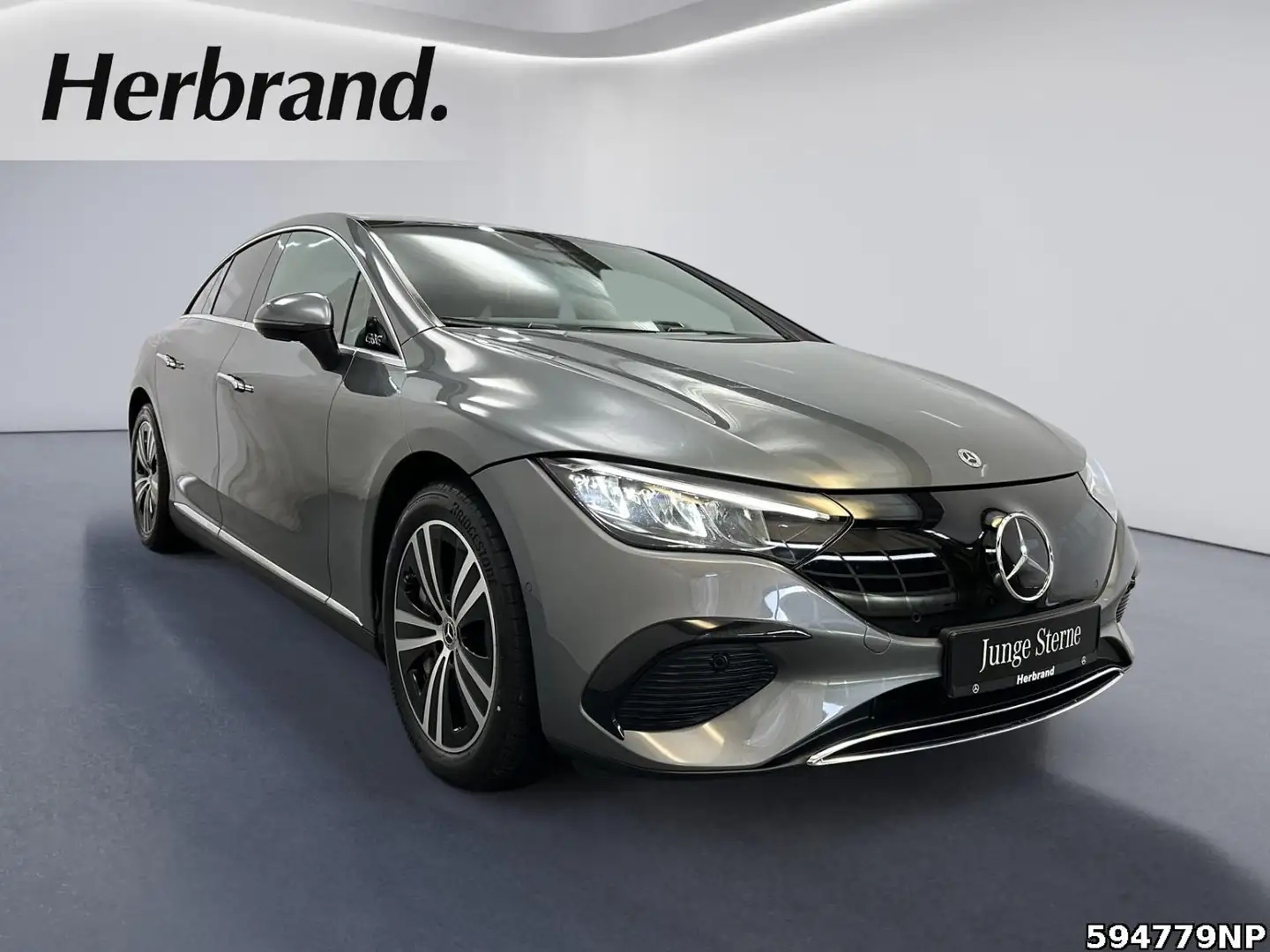 Mercedes-Benz EQE 300 Electric Art  AHK LED DISTRONIC Memory. Grau - 2