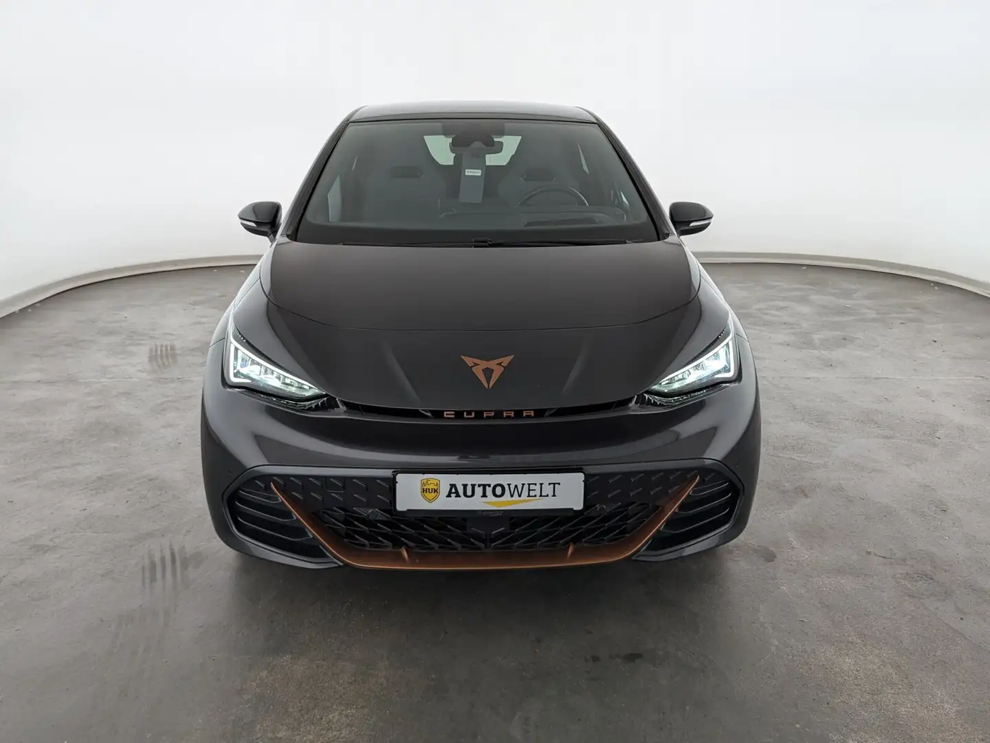 CUPRA Born Born 170 (58kWh) LED+NAVI+PANO+SHZ+RFK+ACC+ Grau - 2