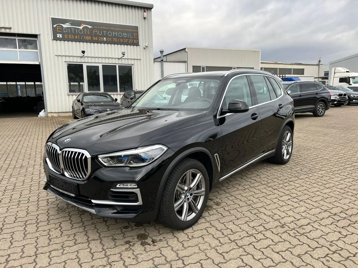 BMW X5 xDrive 45 e xLine-LASERLICHT-LUFTFEDERUNG Černá - 1