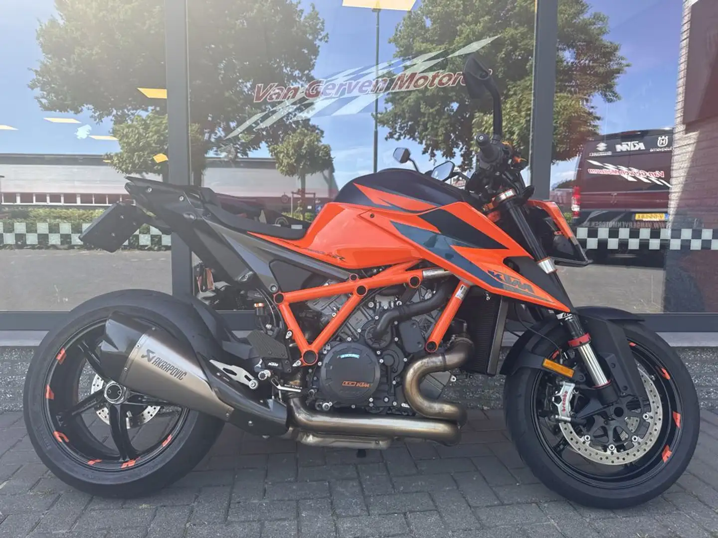 KTM 1290 Super Duke R SUPERDUKE - 1