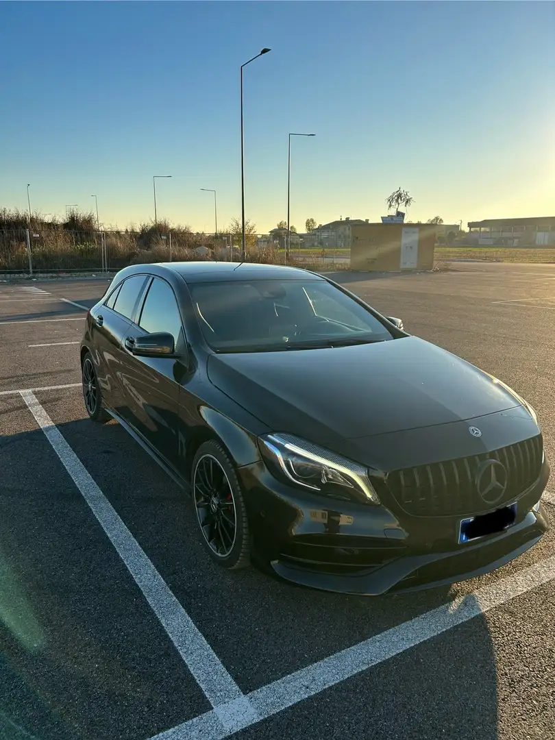 Mercedes-Benz A 200 D Premium Чорний - 1