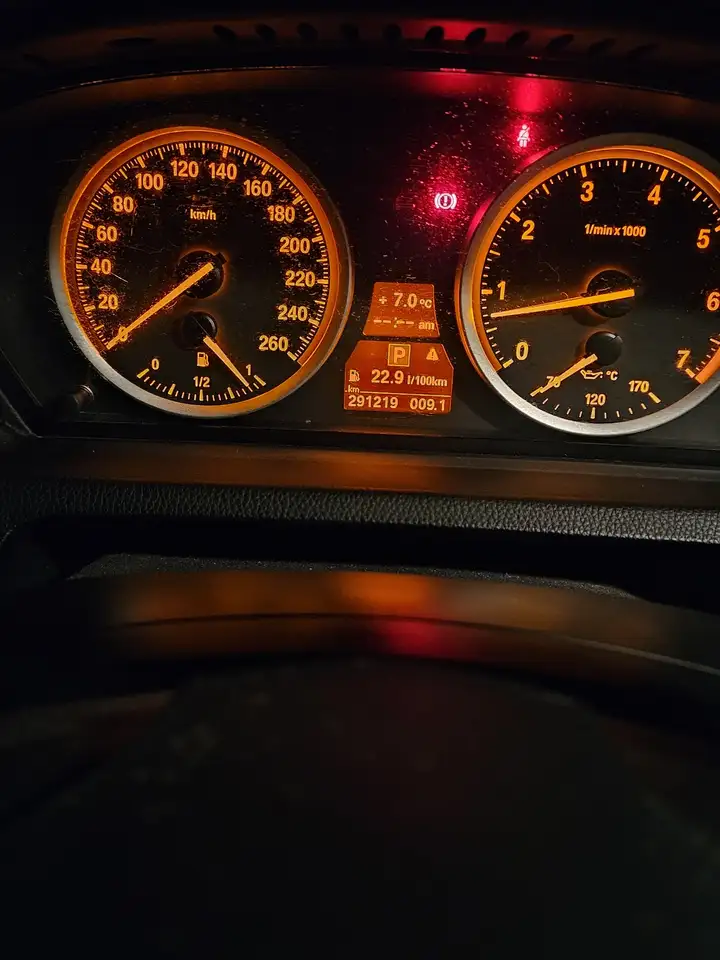 BMW 6 Series снимка BMW 6 Series