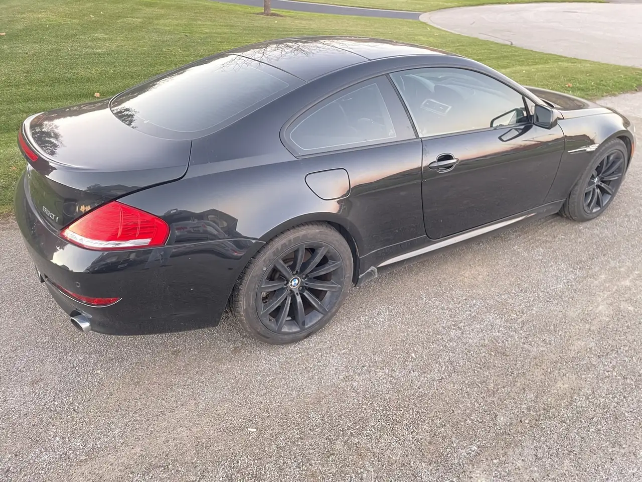 BMW 6 Series снимка BMW 6 Series