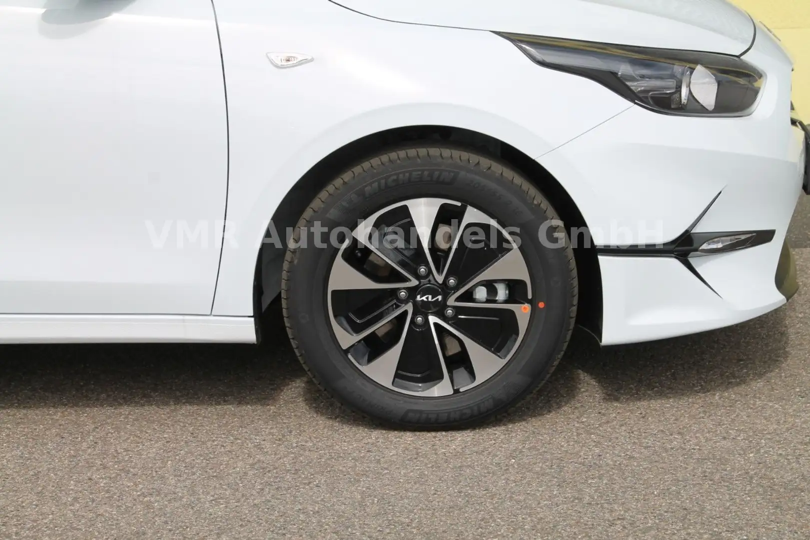 Kia Ceed SW / cee'd SW 1.5 T-GDi  SPIN *Navi*Kamera* Blanc - 2