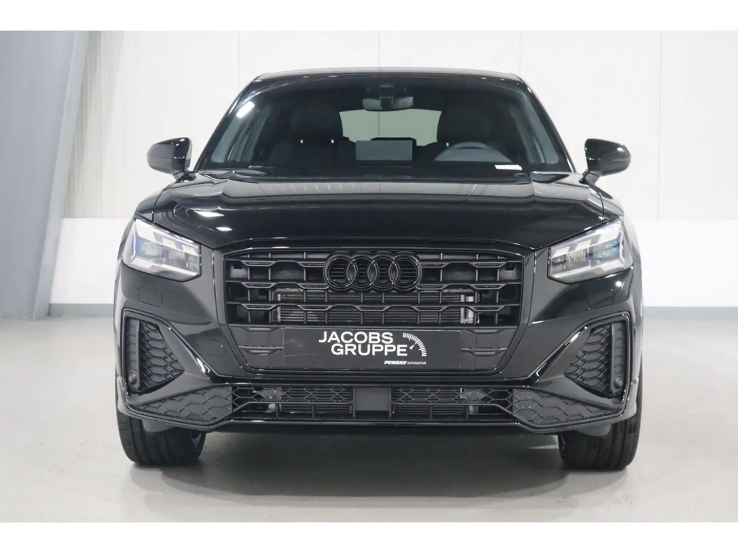 Audi Q2 S line 35 TFSI 110150 kWPS S Matrix LED/GRA/R.-Kamera/phone box Schwarz - 2