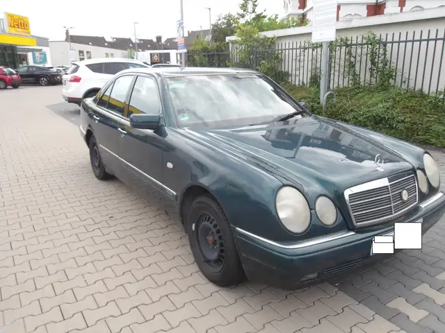 Mercedes-Benz E 230 Elegance org. 64000 km  1-Hand TÜV Neu
