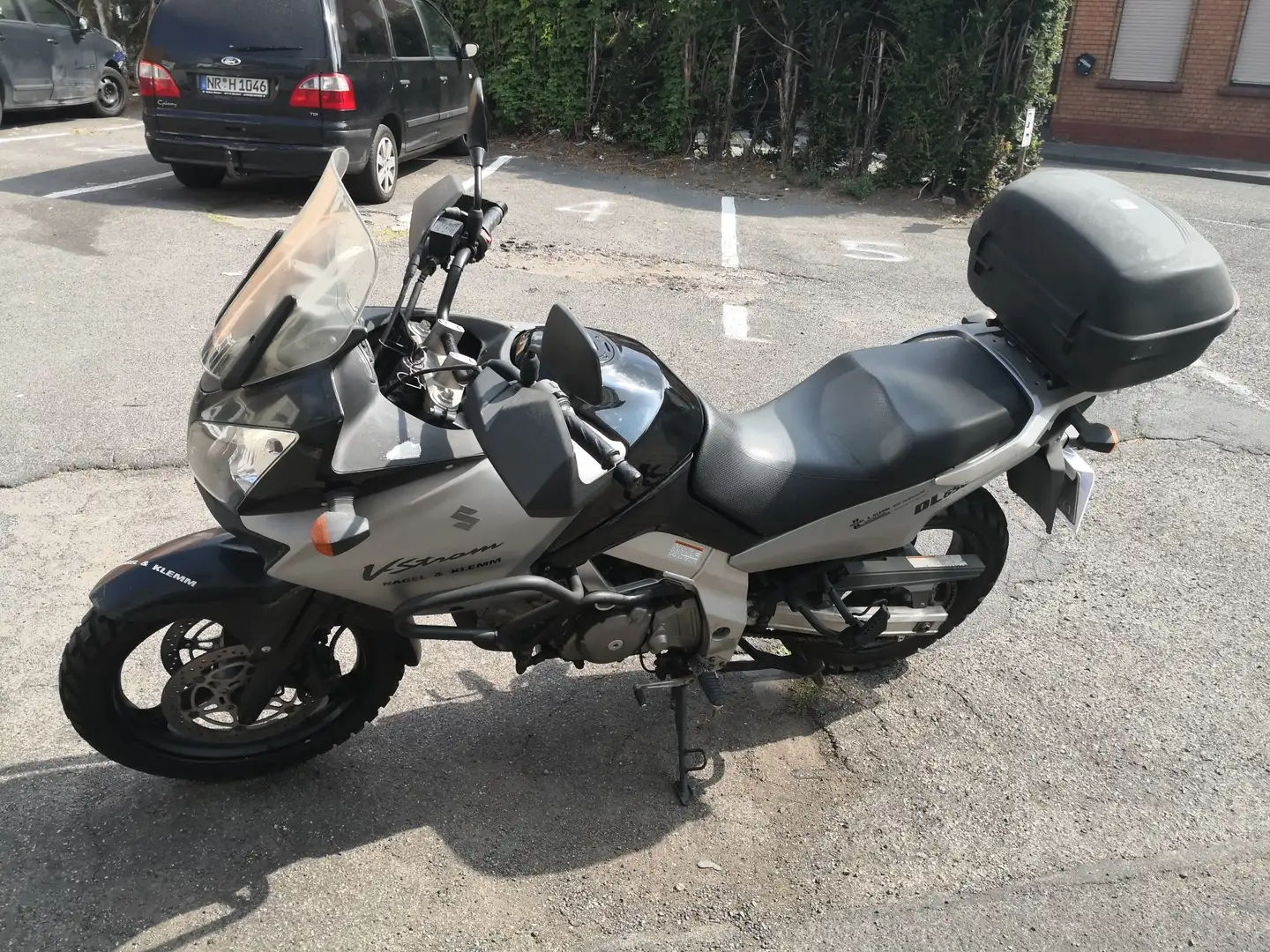 Suzuki V-Strom 650 Czarny - 2