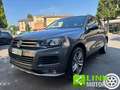Volkswagen Touareg 3.0 TDI 245 CV tiptronicBlueMotionTechn. Executive Grigio - thumbnail 1