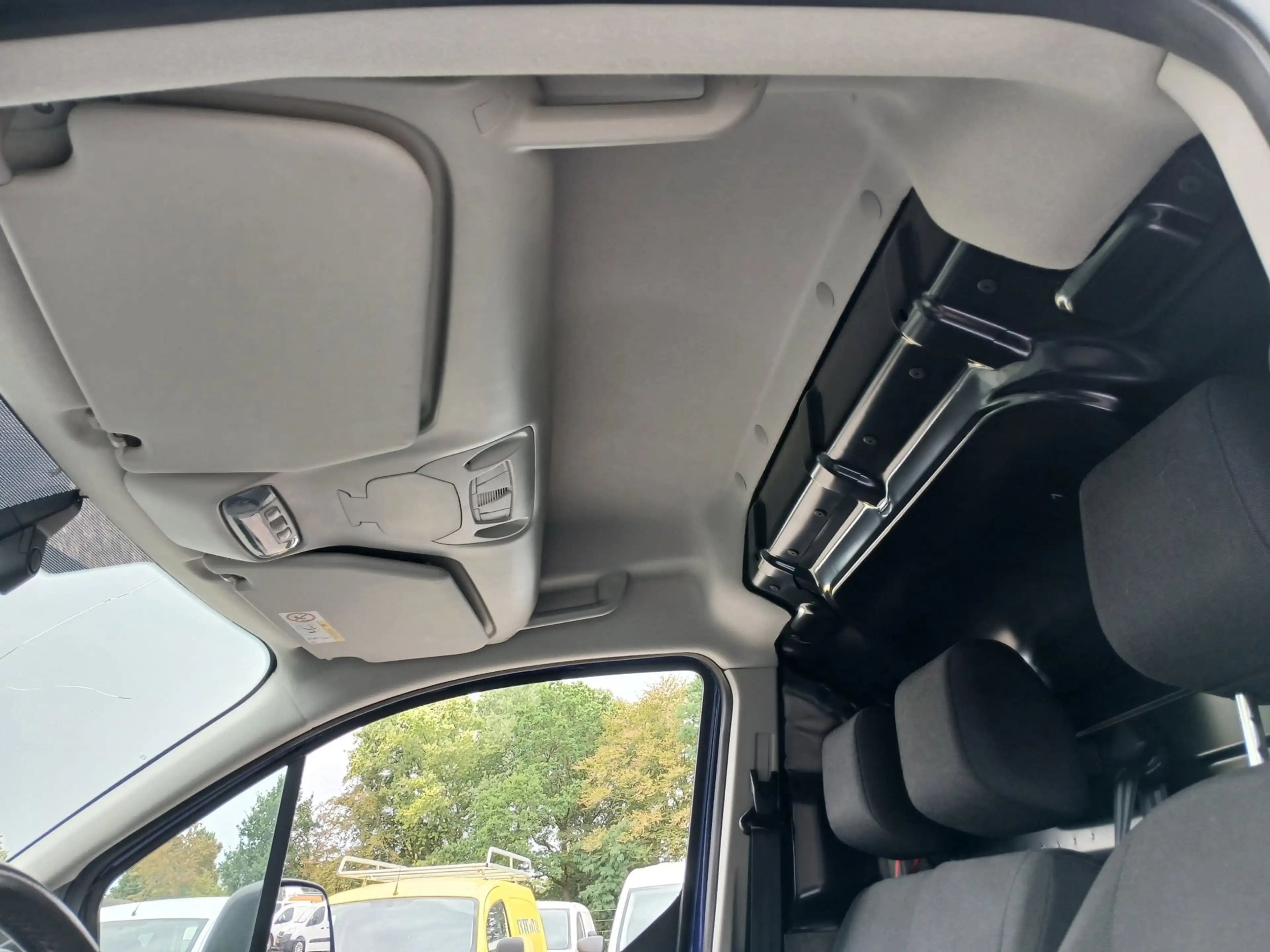 Ford Transit Connect 1.5 TDCI L1 Trend — photo 10