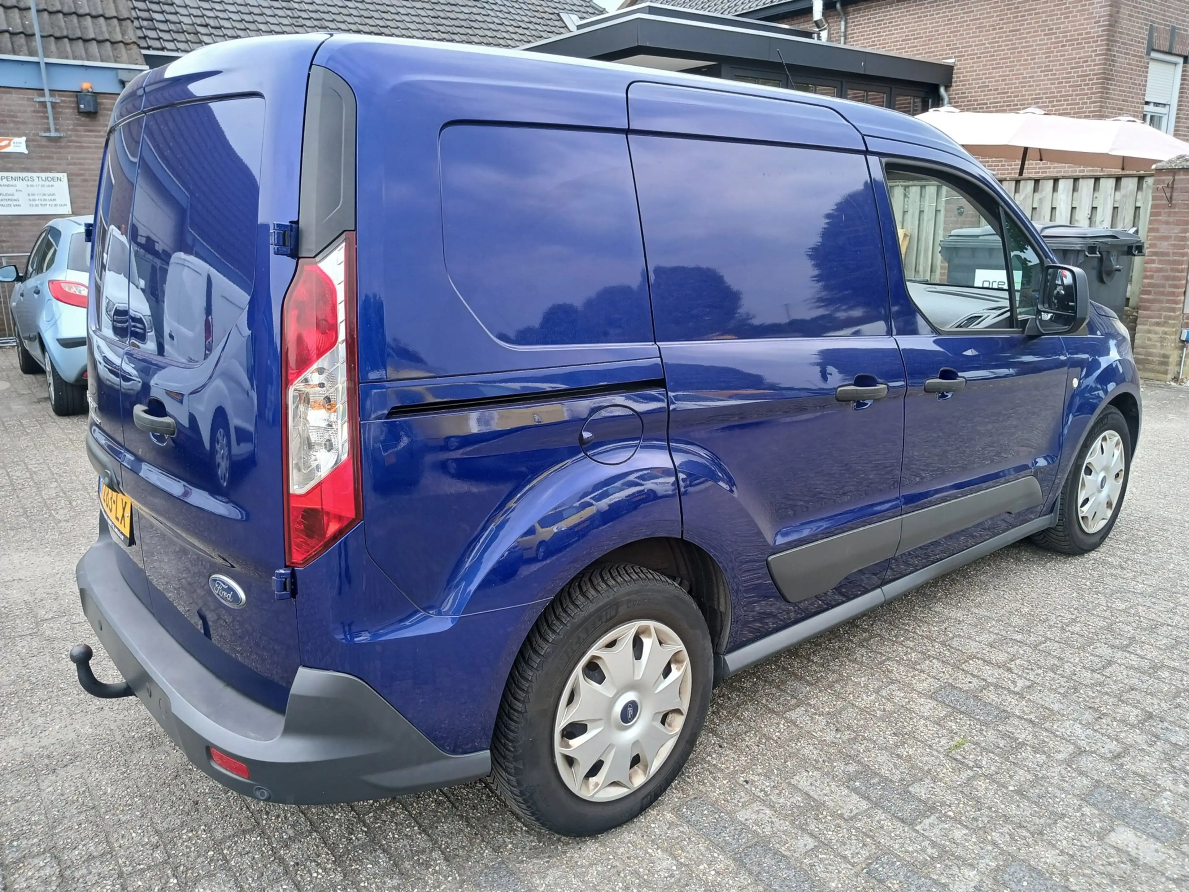 Ford Transit Connect 1.5 TDCI L1 Trend — photo 3