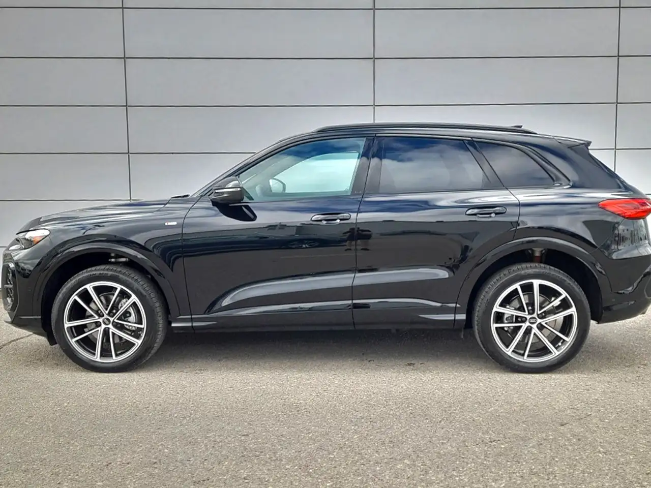 Audi Q5 photo Audi Q5