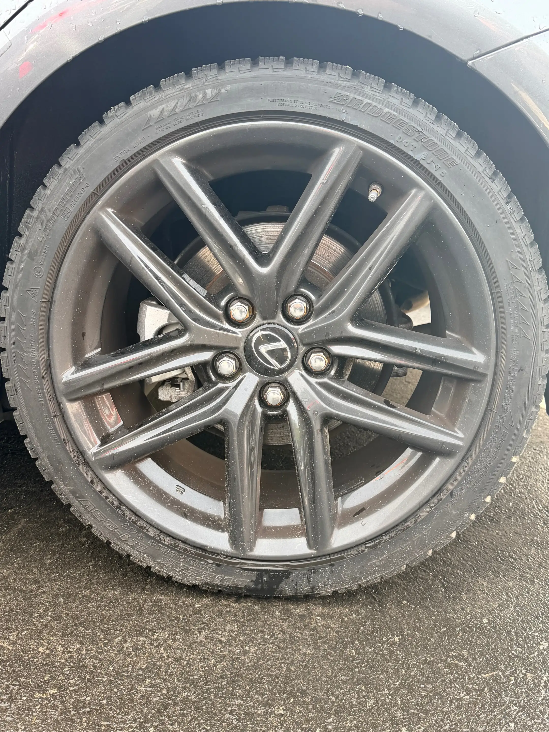Lexus IS 300 IS 300h 2.5i F-Sport Line E-CVT — photo 14