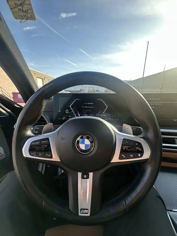 BMW 3 Series снимка BMW 3 Series