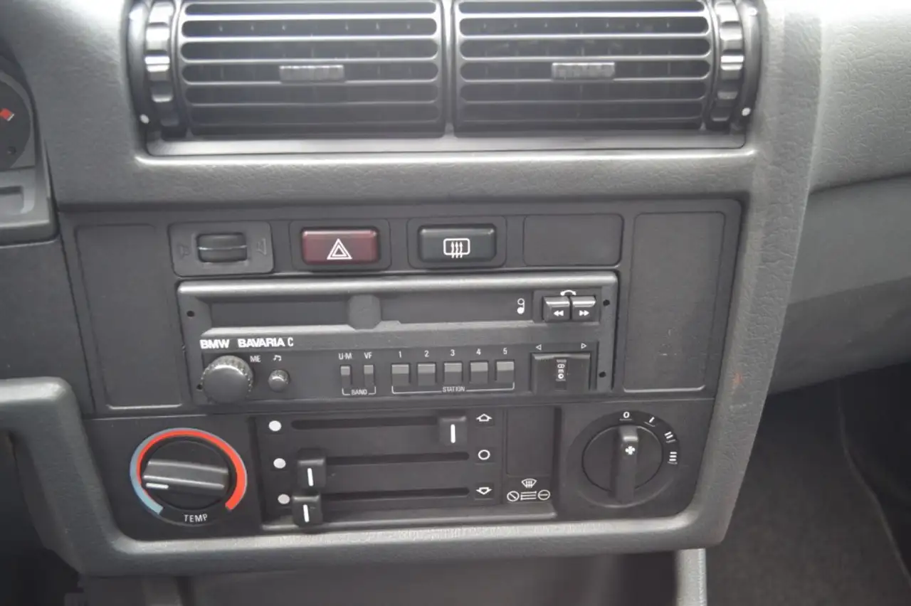 BMW 318i Nette Staat, foto 12