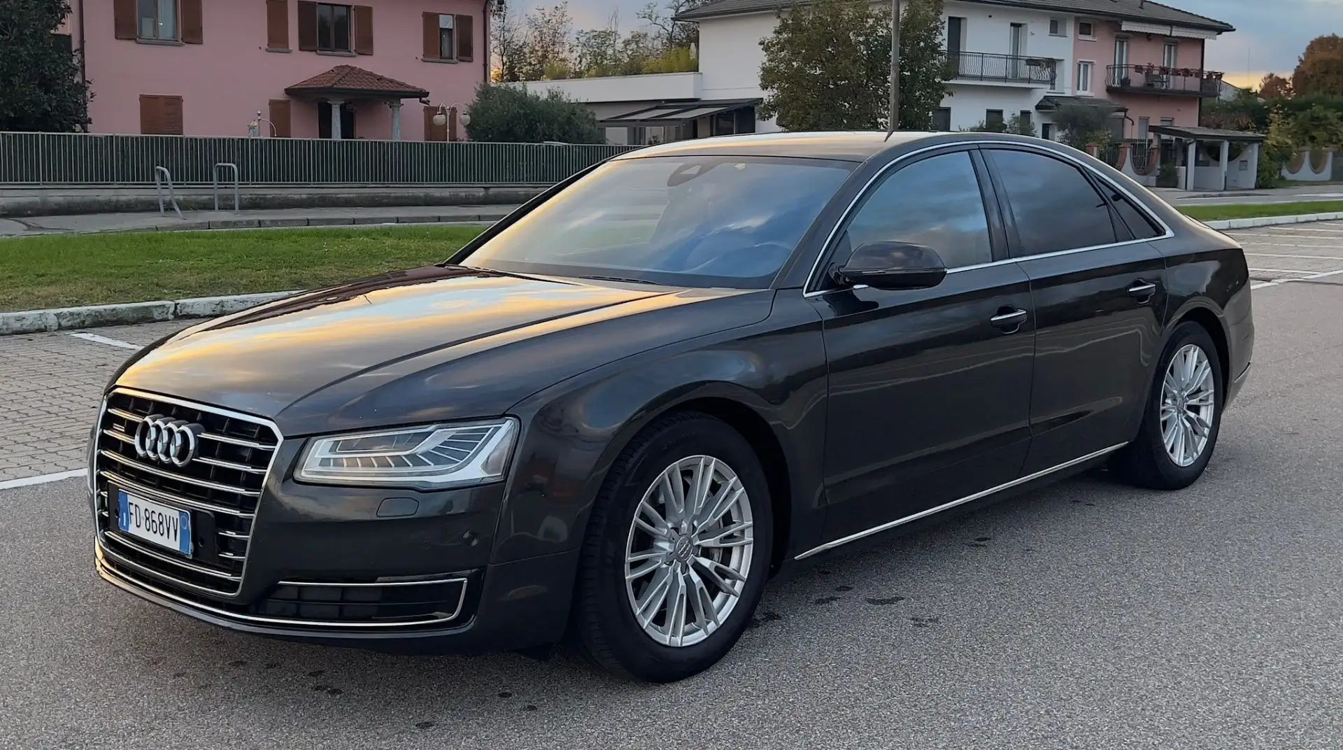 Audi A8 3.0 V6 tdi quattro tiptronic Noir - 2