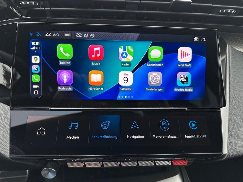 Peugeot 408 Hybrid 225 GT  *Focal*Alcantara*Kamera360° — photo 15