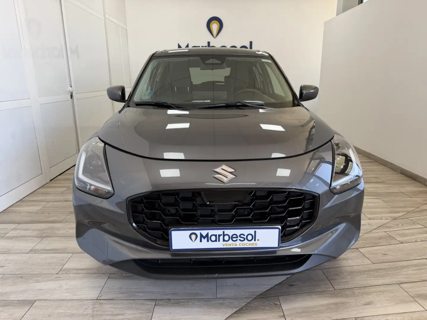 Suzuki Swift 1.2 Mild Hybrid GLE CVT Gris - 1