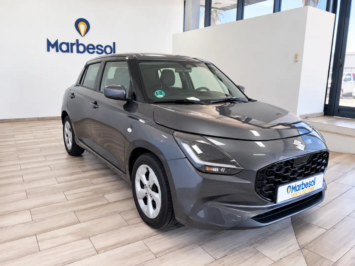 Suzuki Swift 1.2 Mild Hybrid GLE CVT Gris - 2