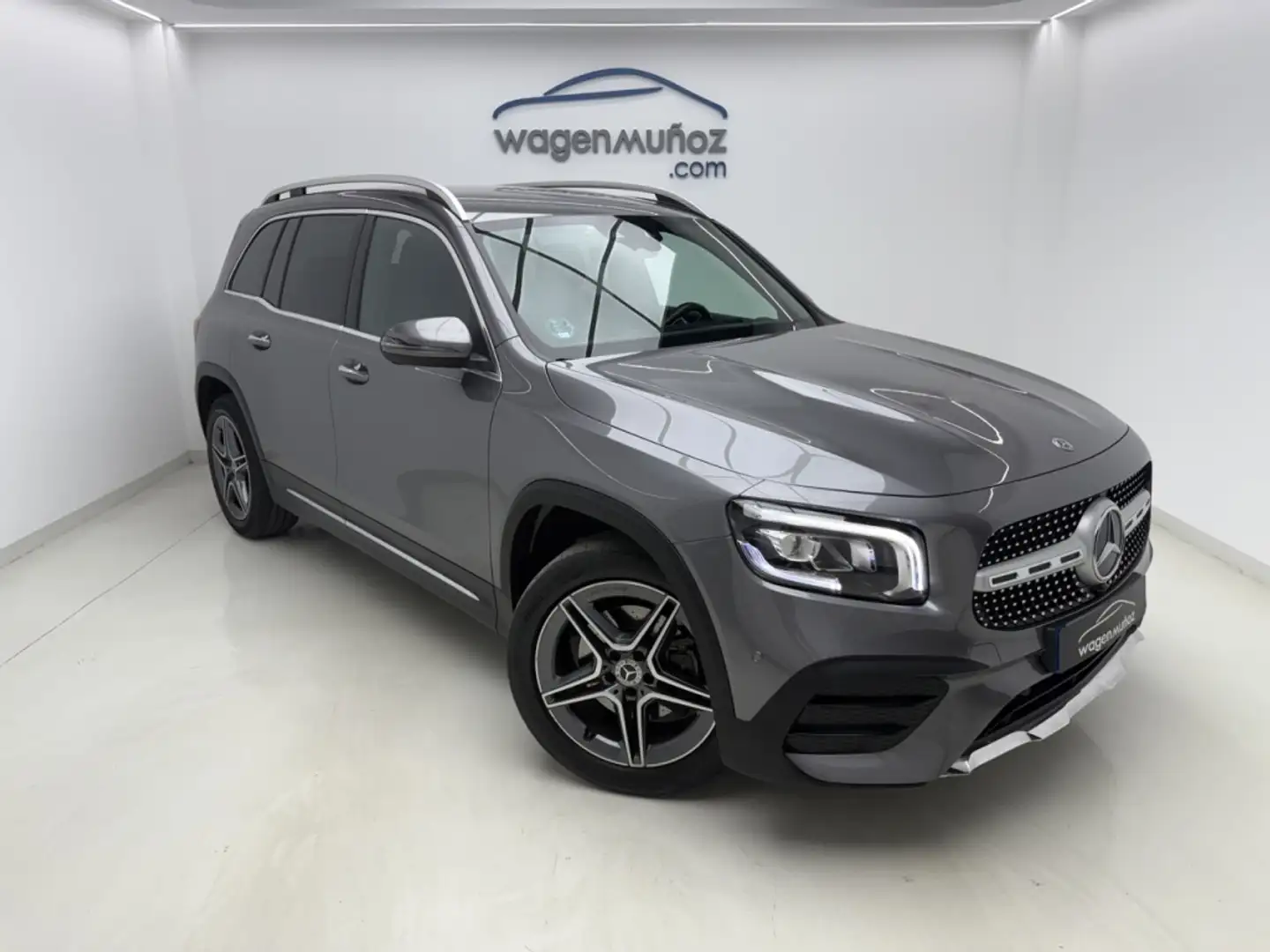 Mercedes-Benz GLB 200 200d 8G-DCT 7 plazas Gris - 2