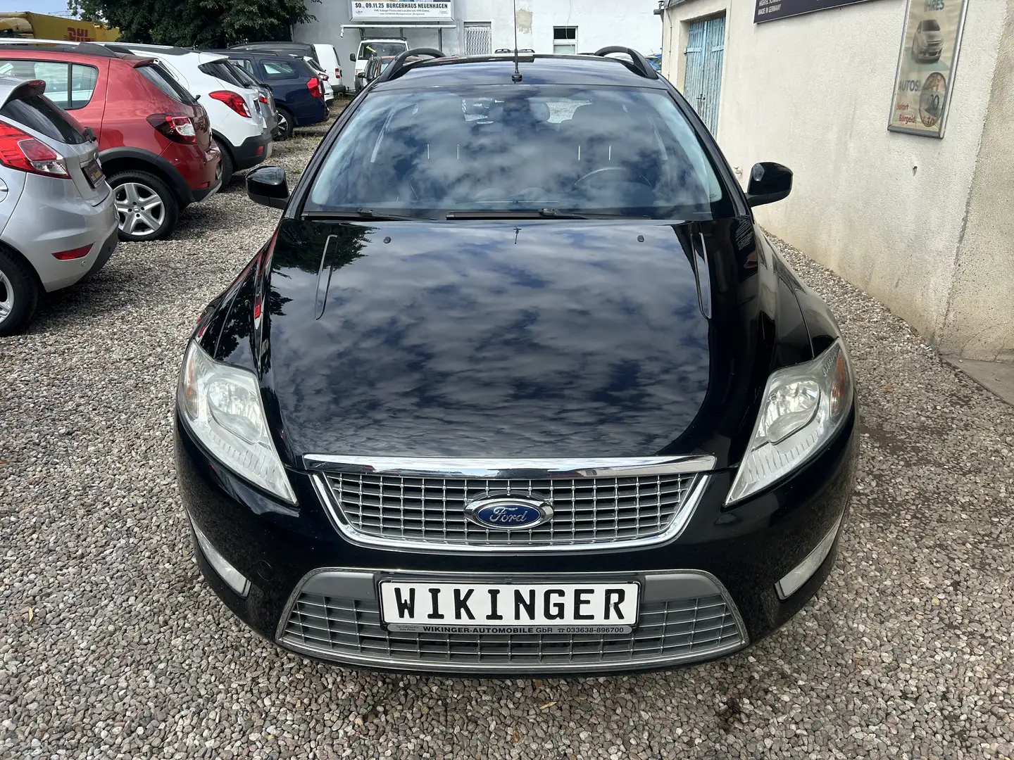 Ford Mondeo Turnier Titanium 2.0 * Leder * Shz. * AHK * HU neu Schwarz - 2
