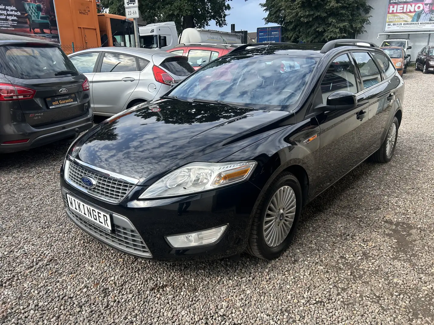 Ford Mondeo Turnier Titanium 2.0 * Leder * Shz. * AHK * HU neu Schwarz - 1