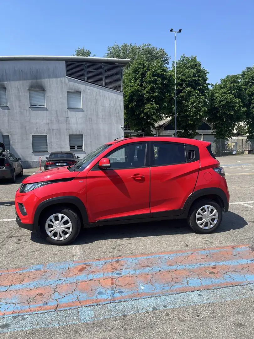 Mahindra KUV100 1.2 K6+ - 2