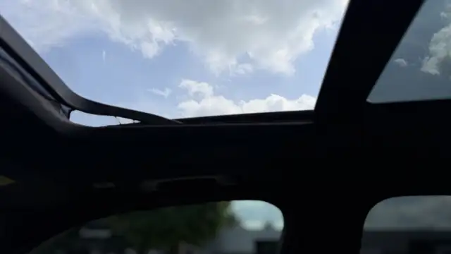 BMW X5 view 16