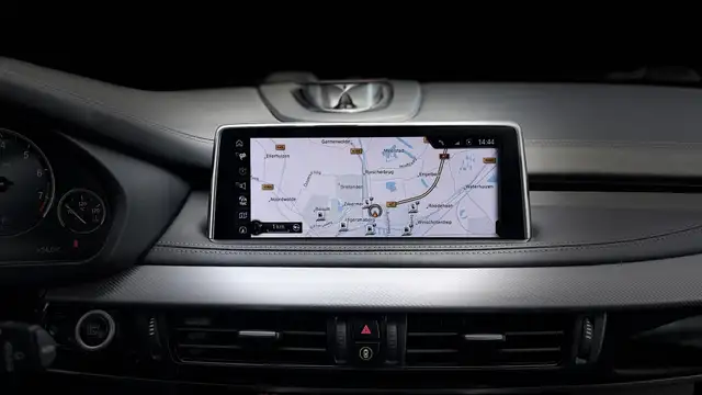 BMW X5 view 23