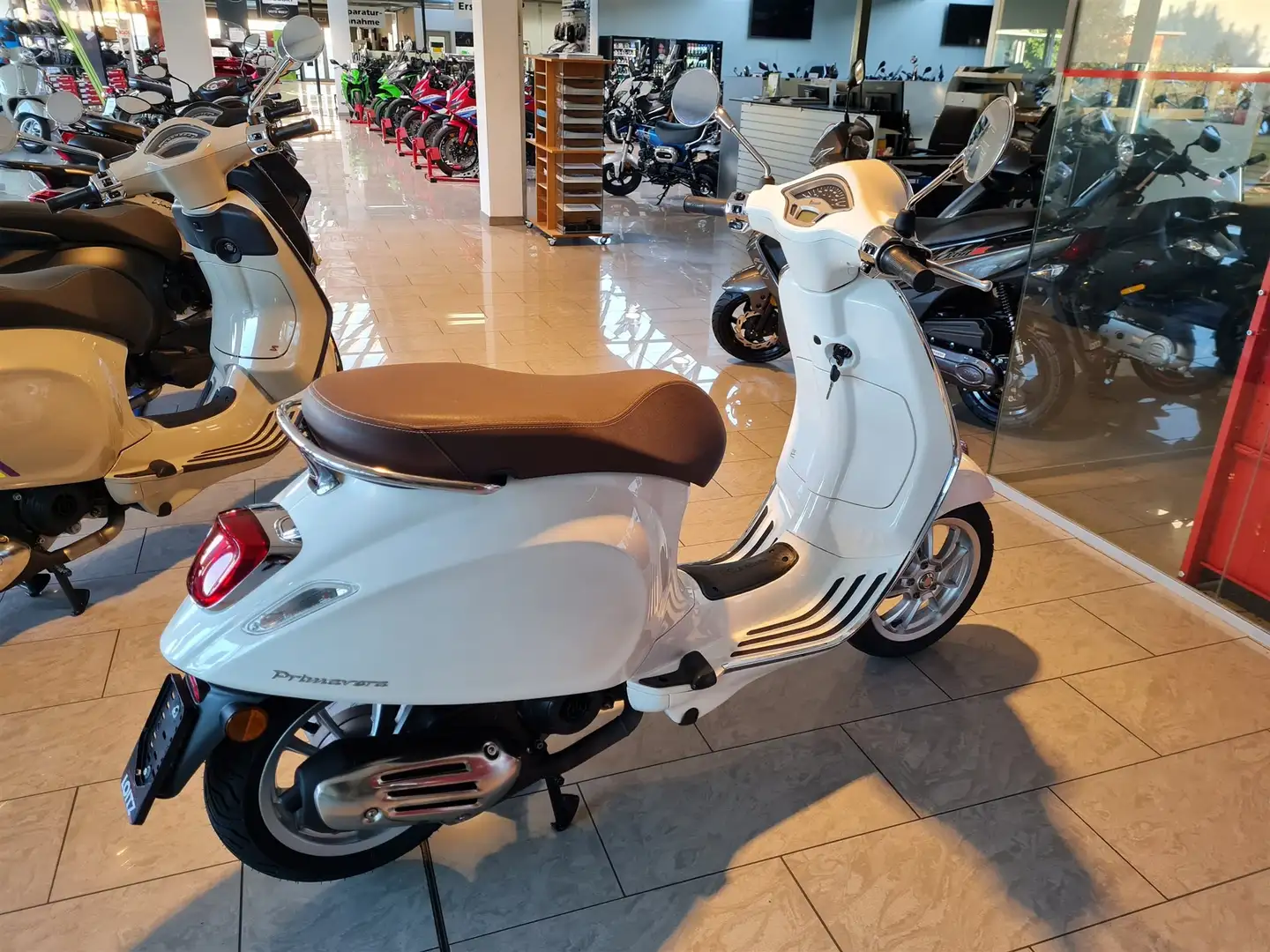 Vespa Primavera 50 Weiß - 2