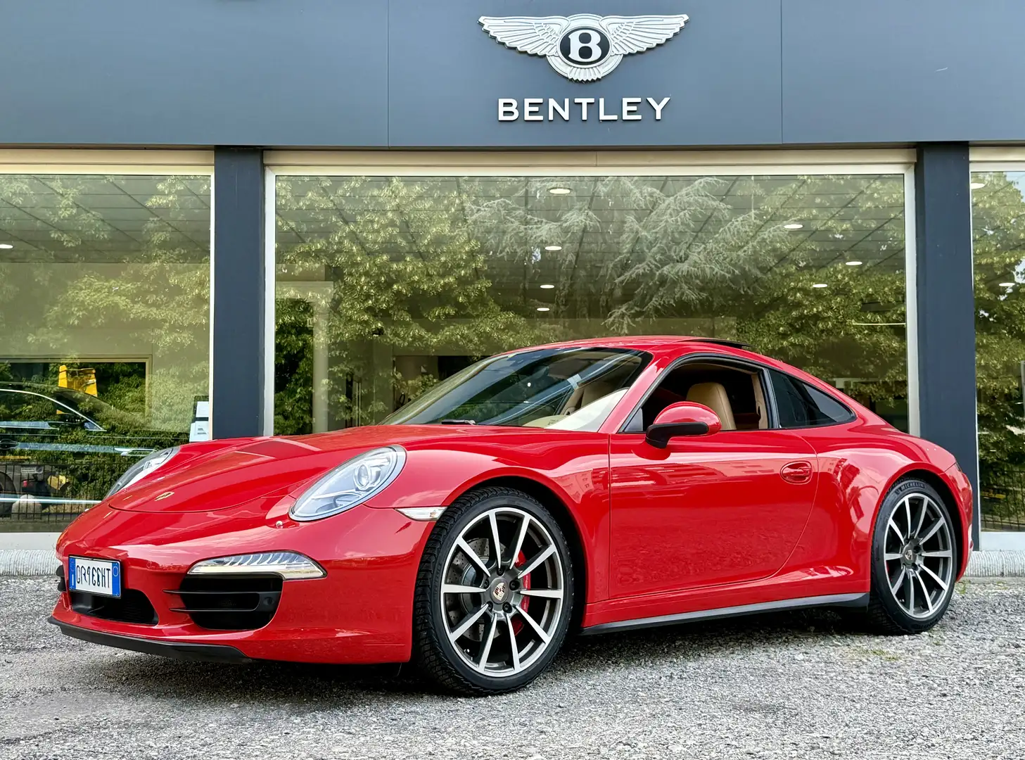Porsche 991 Carrera 4S - 1