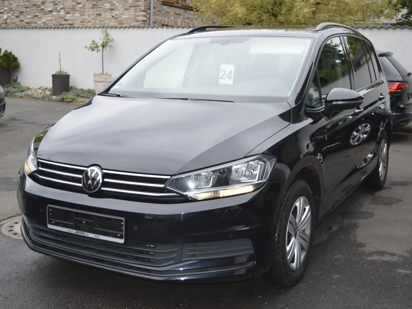 Volkswagen Touran 2.0TDI DSG*ACC*PANO*Massage*Camera*7Sitz Schwarz - 2