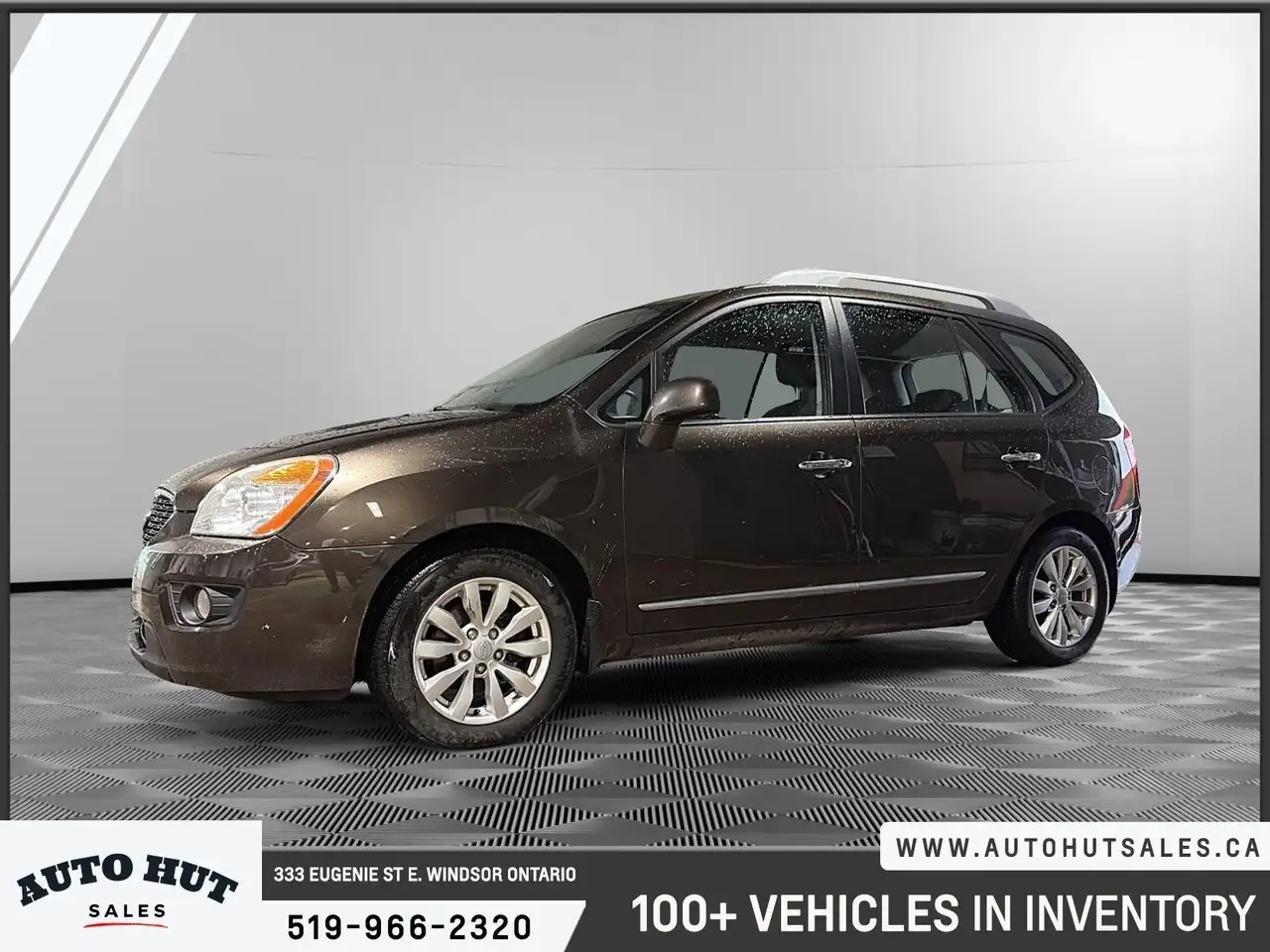 Kia Rondo снимка Kia Rondo