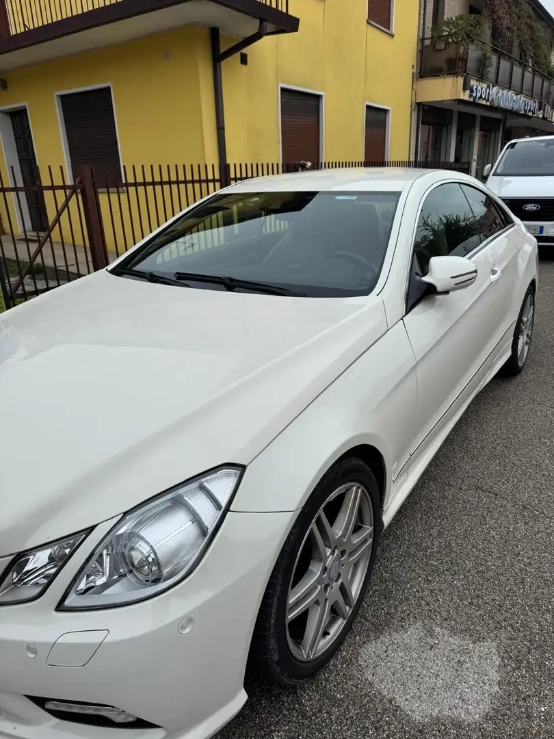 Mercedes-Benz E 250 Coupe 250 AMG - 1