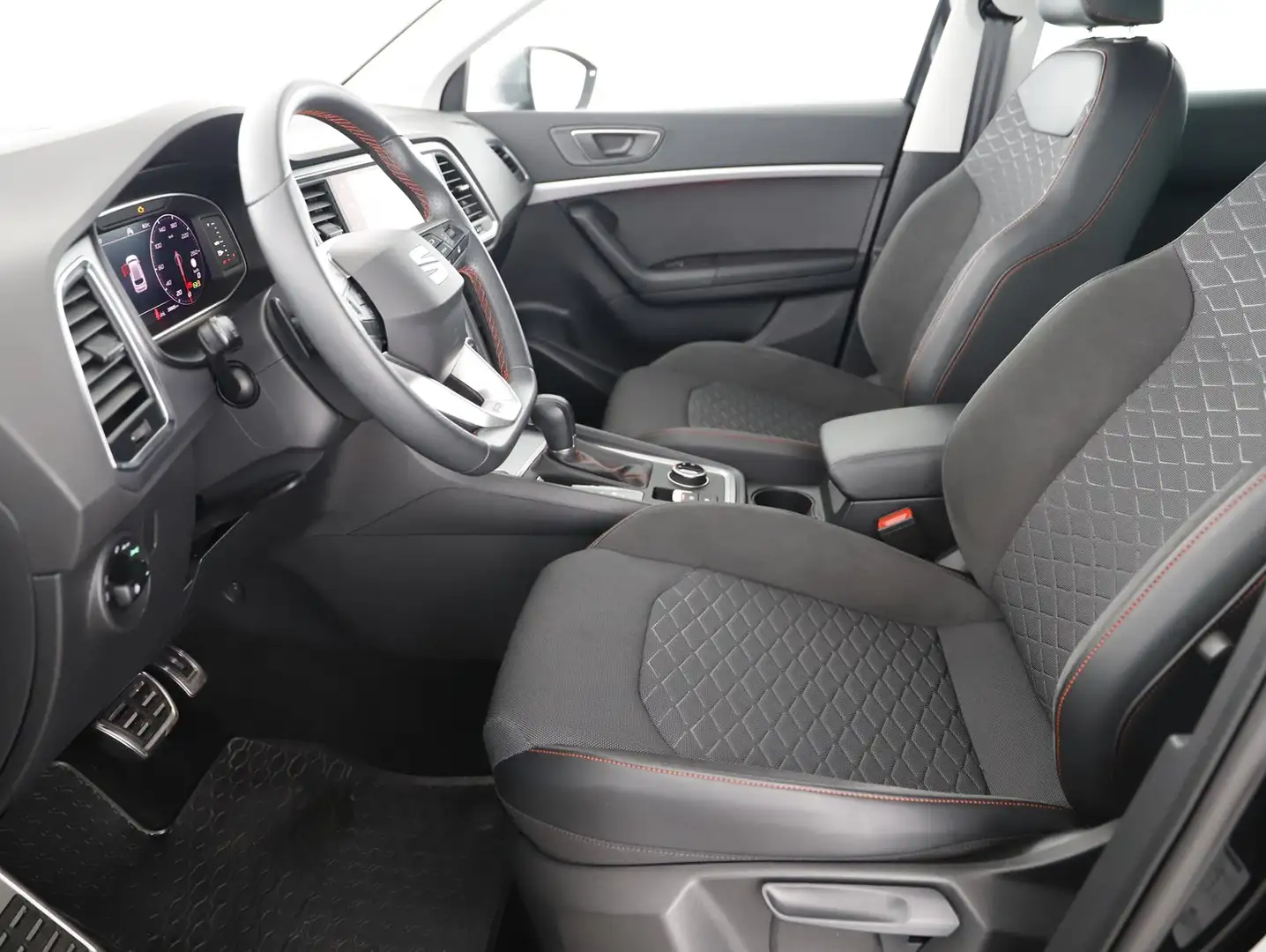 SEAT Ateca FR 2.0 TDI DSG Schwarz - 2