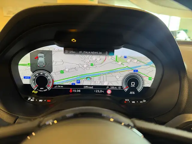 Audi Q2 view 12