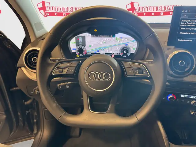Audi Q2 view 11