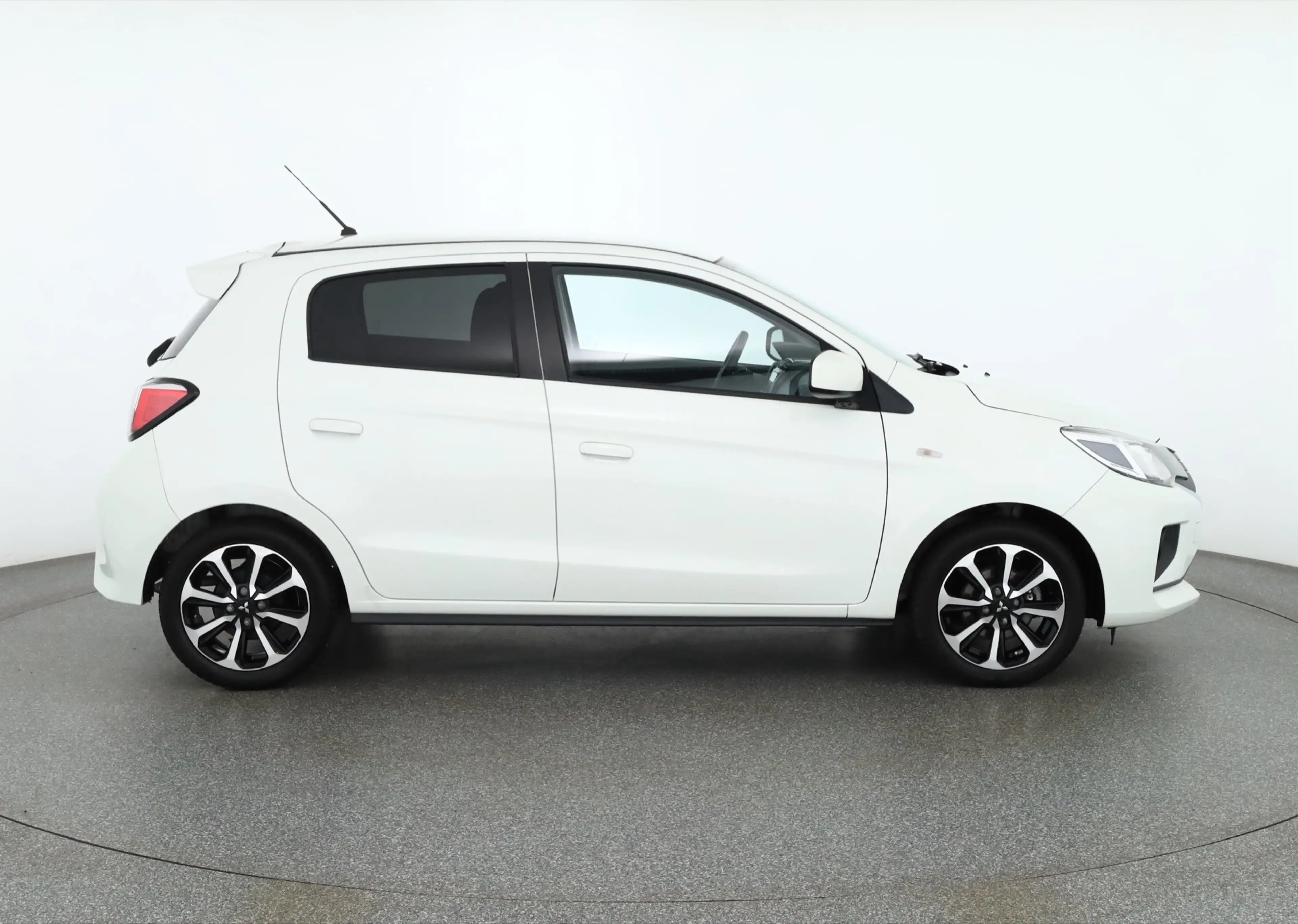 Mitsubishi Space Star 1.2 Select+ Android Apple Sitzheizung — photo 6