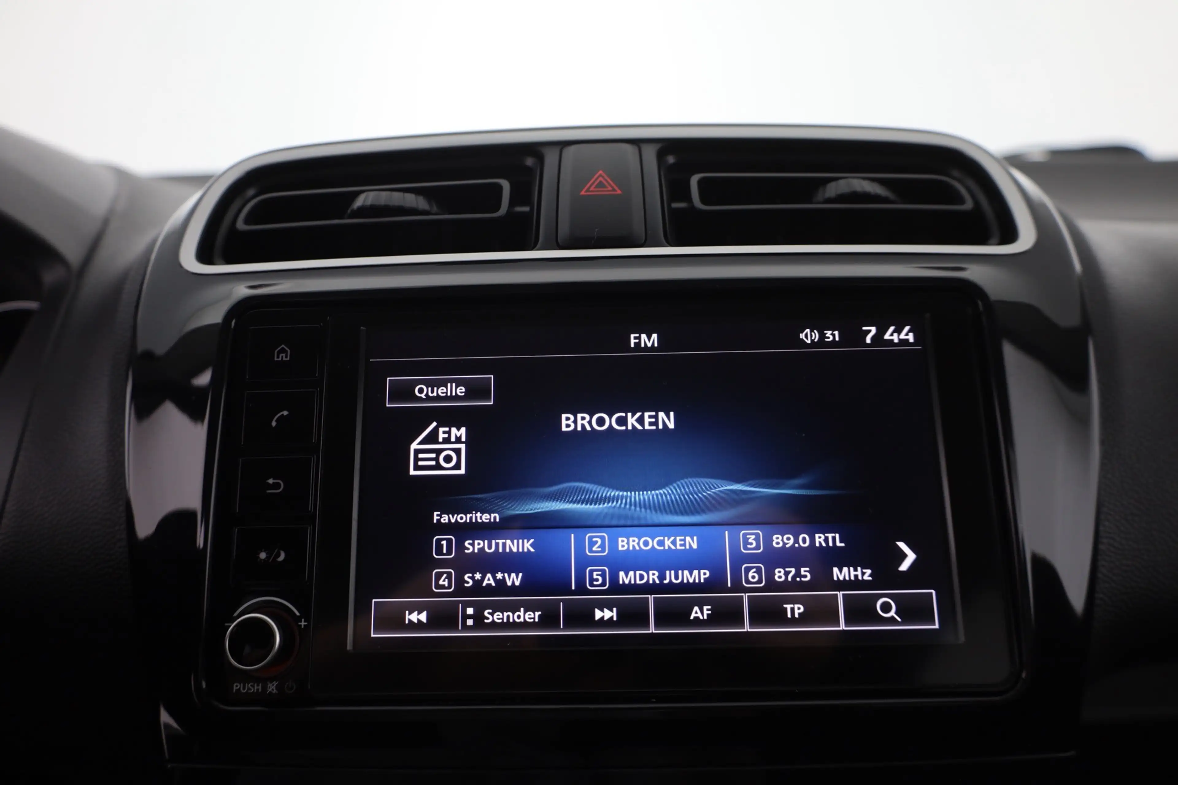 Mitsubishi Space Star 1.2 Select+ Android Apple Sitzheizung — photo 11