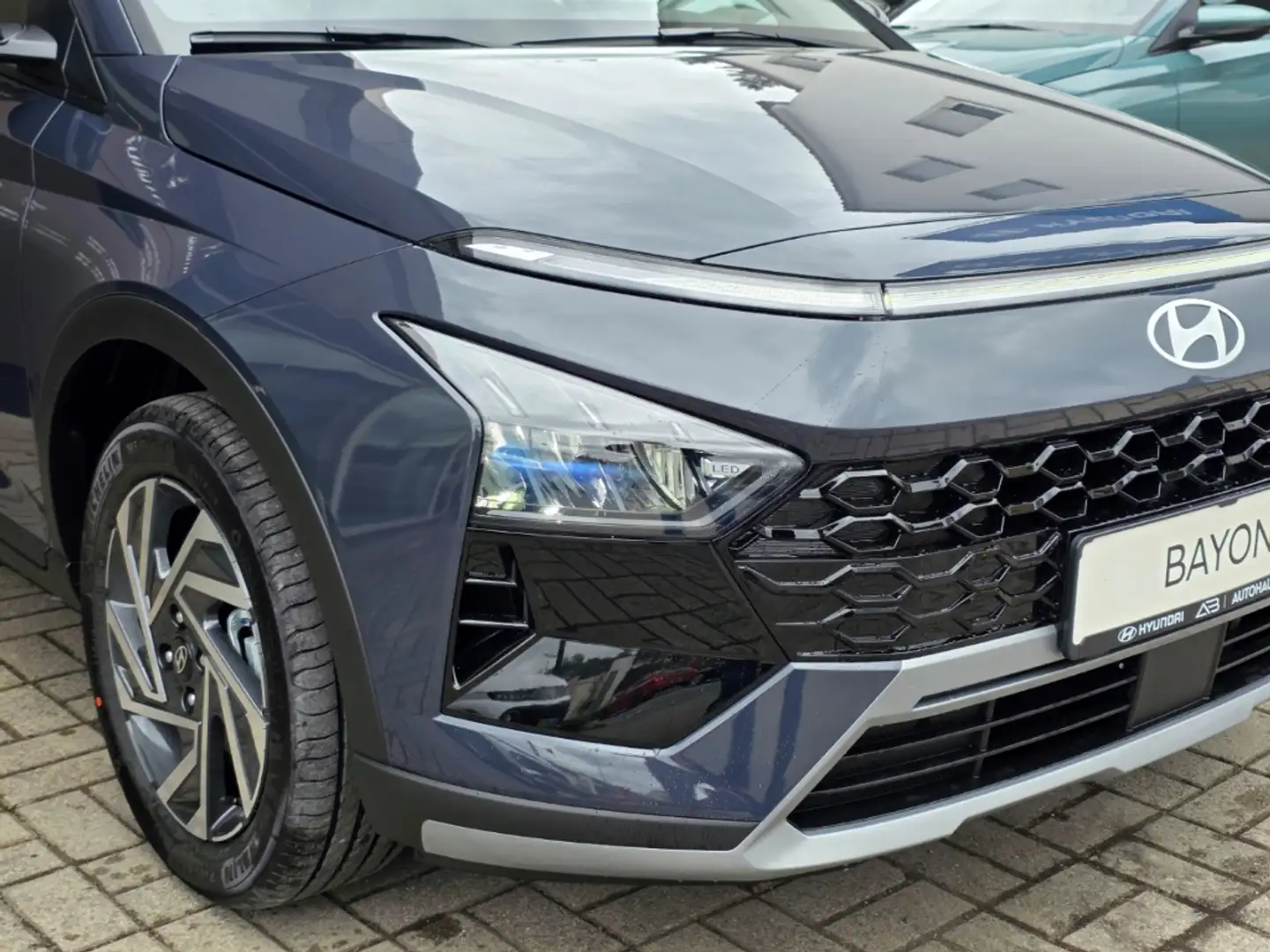 Hyundai BAYON 1.0 T-GDI M/T TREND, BOSE, Navi, Kamera, LED, PDC, Grijs - 2